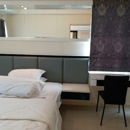 Apartment Cosmo Terrace Jakarta Exteriör bild