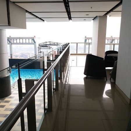 Apartment Cosmo Terrace Jakarta Exteriör bild