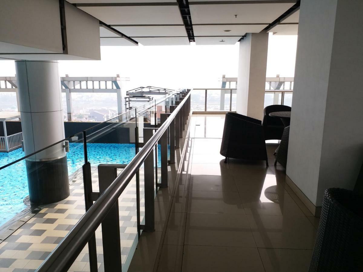Apartment Cosmo Terrace Jakarta Exteriör bild