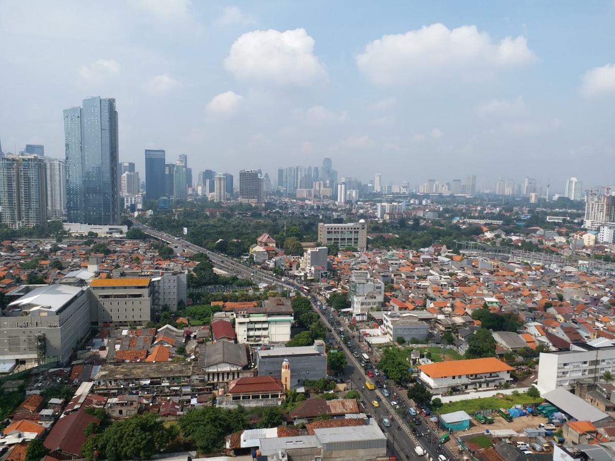 Apartment Cosmo Terrace Jakarta Exteriör bild